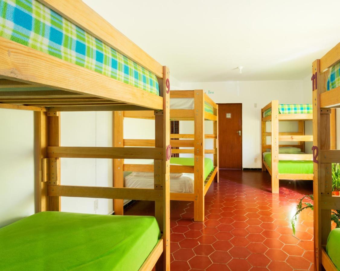 Hostal Casa Colores Adults Only กัวดาลาฮารา ภายนอก รูปภาพ