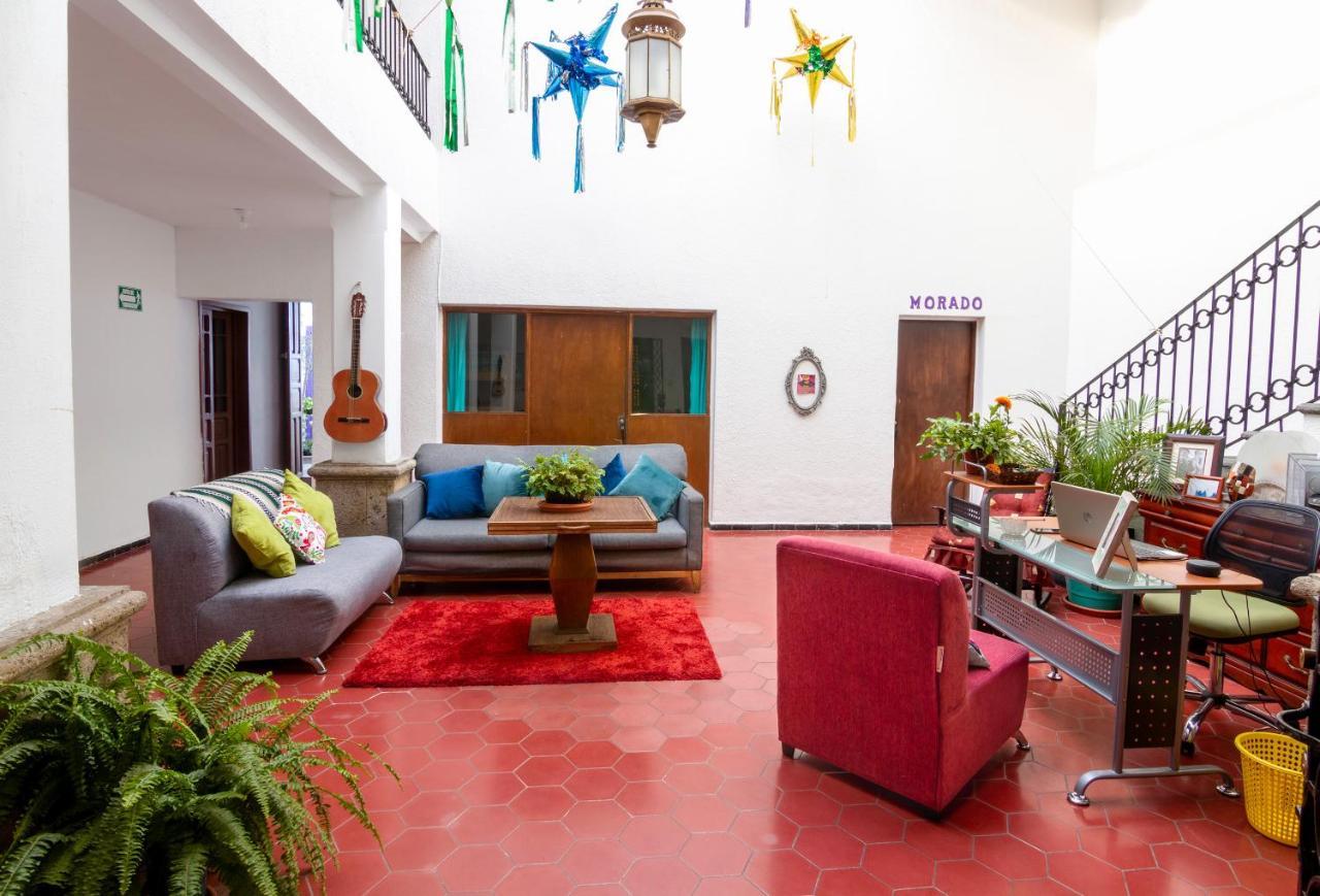 Hostal Casa Colores Adults Only กัวดาลาฮารา ภายนอก รูปภาพ
