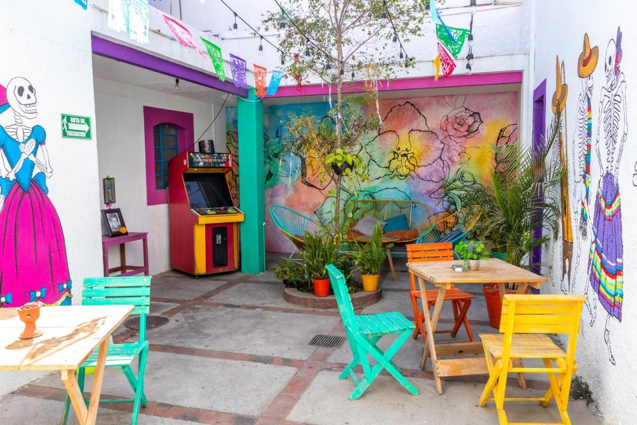 Hostal Casa Colores Adults Only กัวดาลาฮารา ภายนอก รูปภาพ