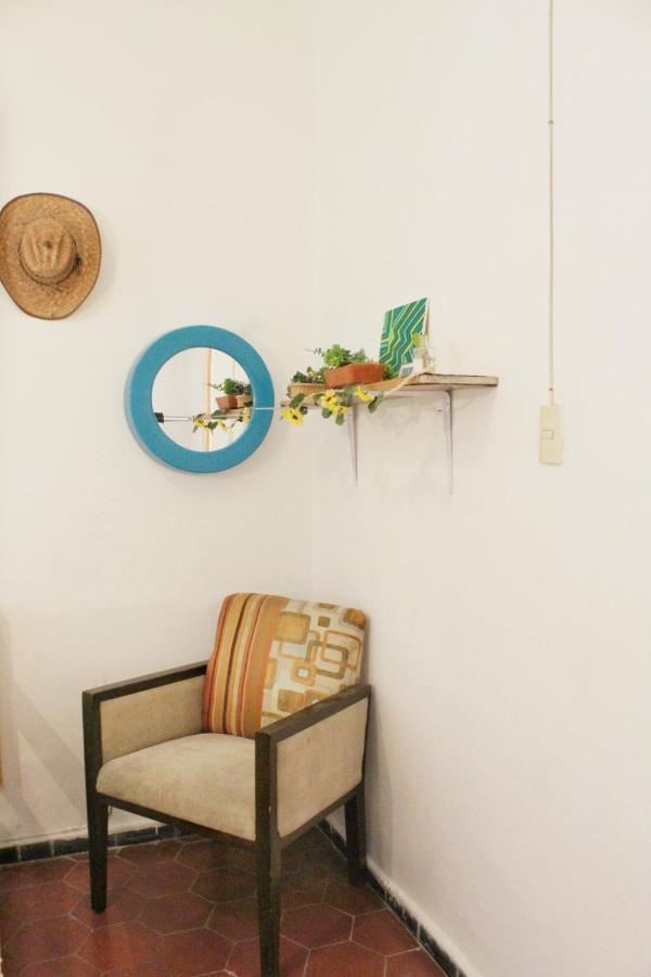 Hostal Casa Colores Adults Only กัวดาลาฮารา ภายนอก รูปภาพ